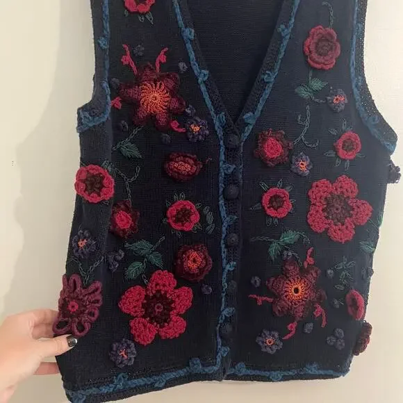 Vintage Erika Ramie Cotton Blend Crochet Floral Button Front Vest Cottagecore - Picture 6 of 9